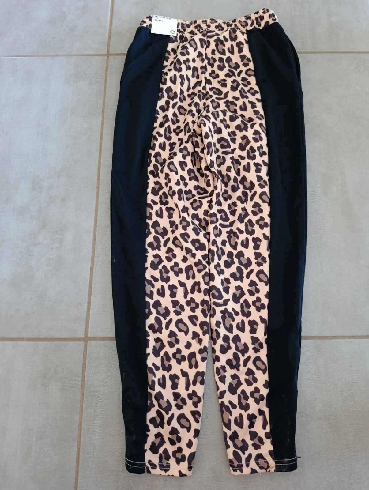 Black leopard Cubus sweatpants for girls 11-12 years – Elastic waistband – photo 5